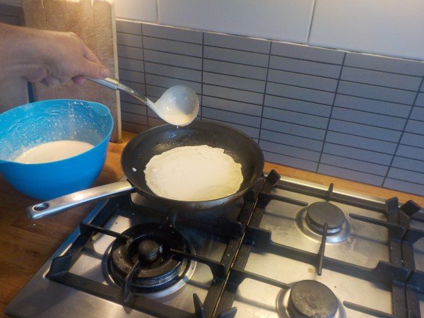 Beslag maken Pannenkoeken bakken