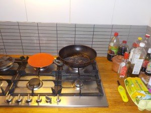 Wokpan kroepoek zelf bakken