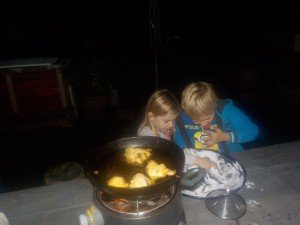 Oliebollen zelf maken - Recept - Poedersuiker - Beslag