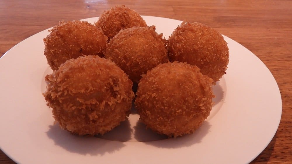 Kaasbitterballen maken