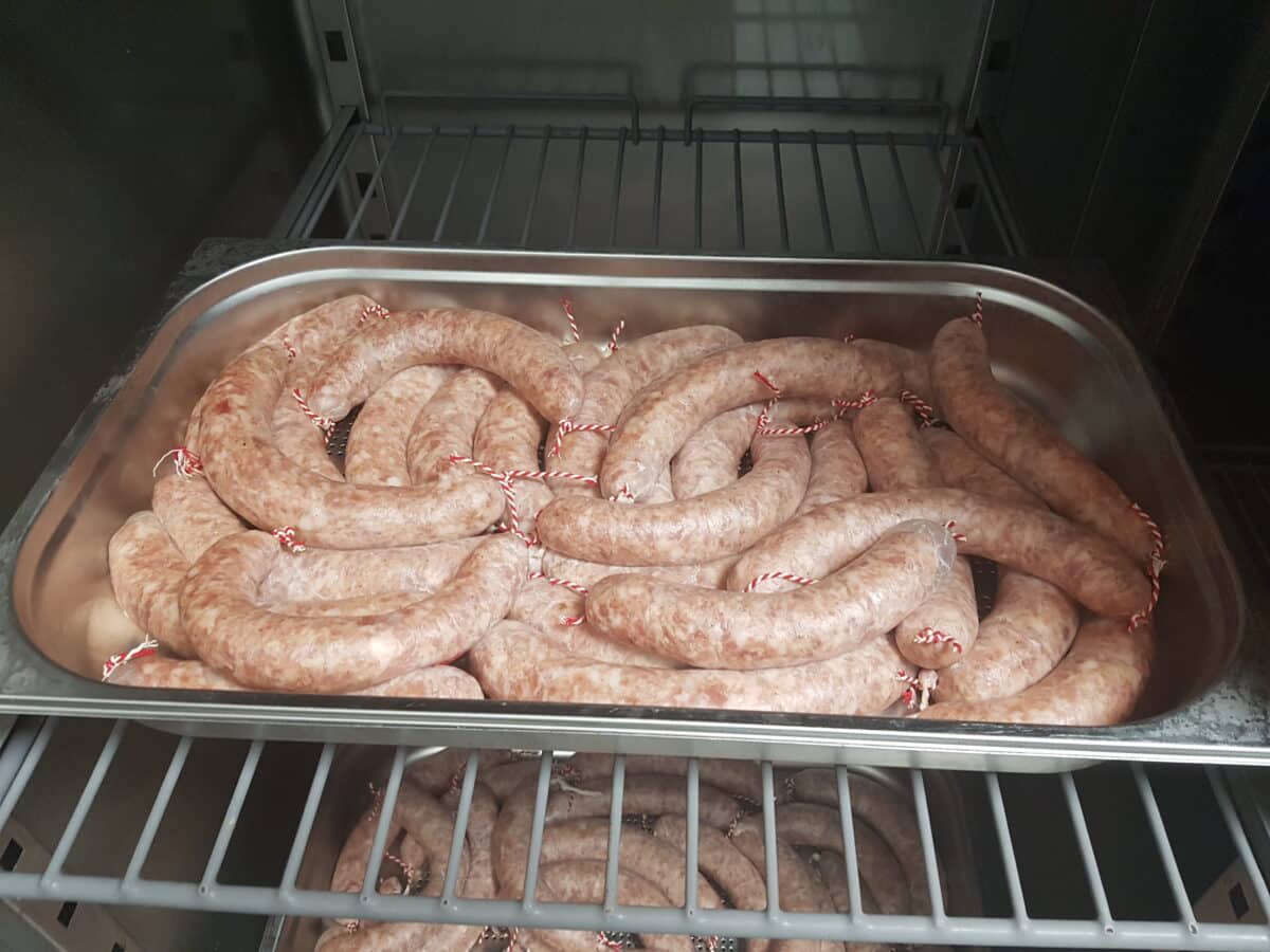 Zelf braadworst maken. Makkelijk recept voor heerlijke worst