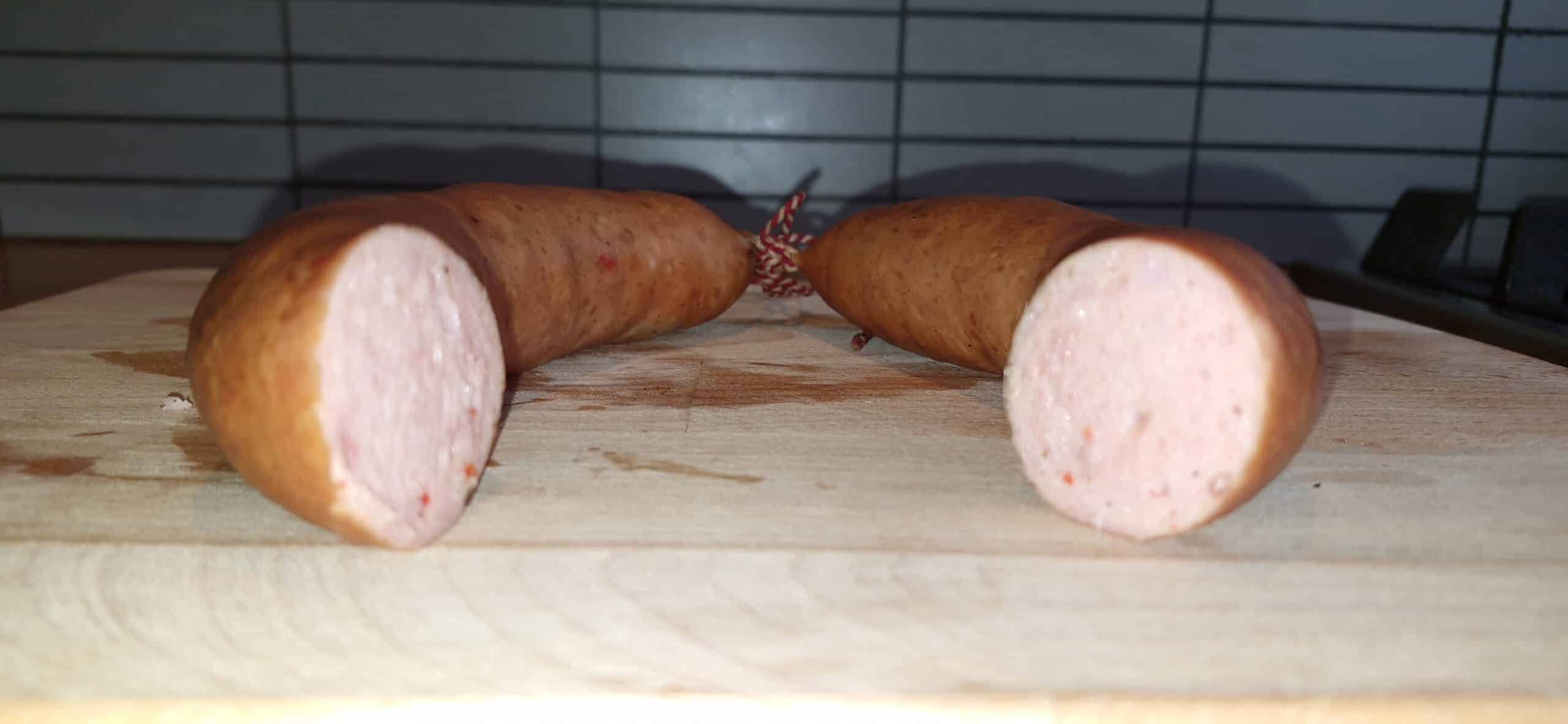 Zelfgemaakte rookworst zonder rookaroma